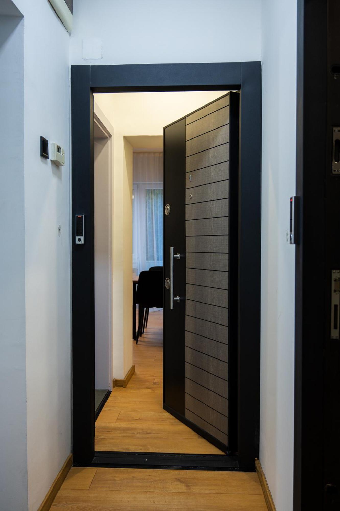 Casa Central Apartments Скоп'є Екстер'єр фото
