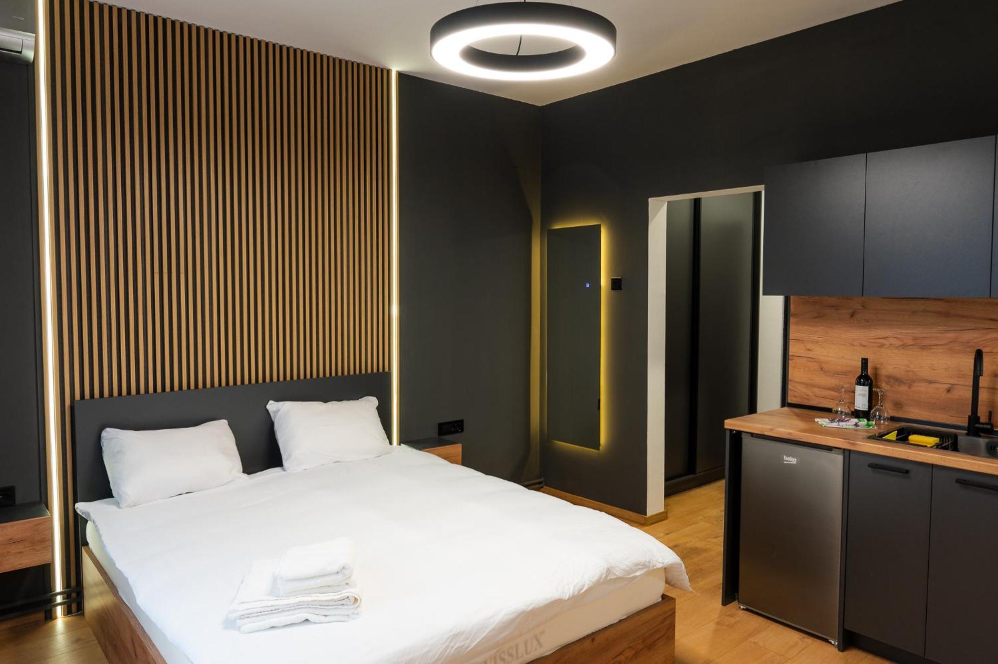 Casa Central Apartments Скоп'є Екстер'єр фото